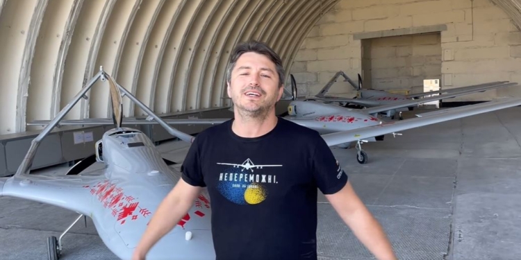 Притула показав народні Байрактари – їх назвали Ковінька, Халепа та Трясця (ВІДЕО)