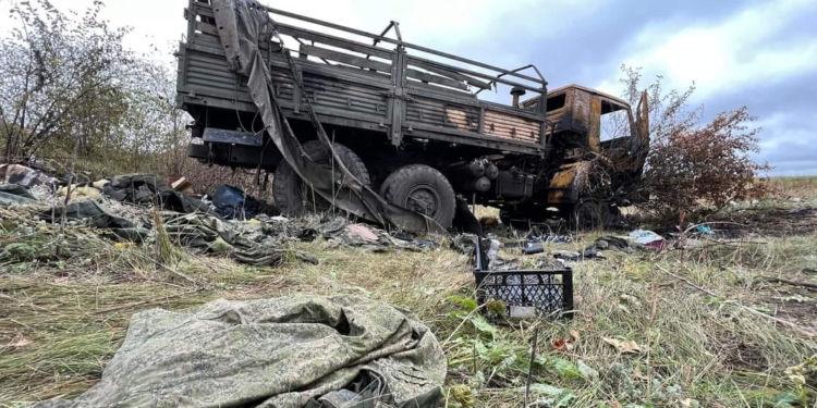 Росіяни “відірвані від реалій театру воєнних дій”, їх можуть оточити під Лиманом, – ISW