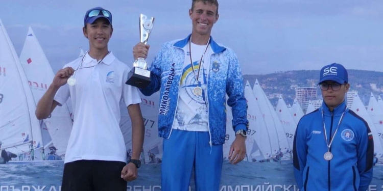 Миколаївський яхтсмен здобув перемогу на першості Болгарії (ФОТО)