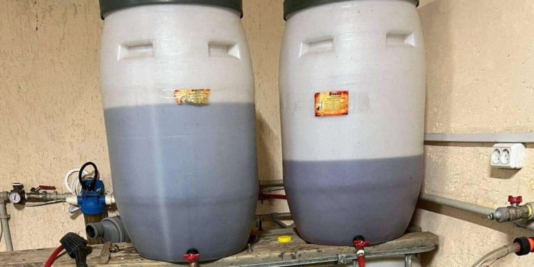 Мешканця Нової Одеси на Миколаївщині судитимуть за незаконне виготовлення алкогольних напоїв (ФОТО)