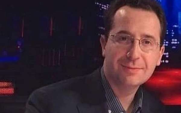 Італійський журналіст, якій раніше працював на російський телеканал, був поранений по дорозі з Миколаєва в Херсон. Чому звинувачення росіянами ЗСУ з цього приводу – фейк (ФОТО)