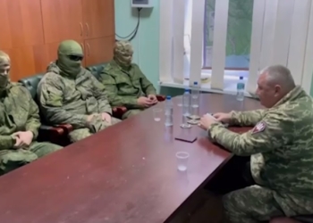 «Задрались воювати». Російські військовослужбовці, які на Миколаївському напрямку здалися в полон разом з технікою, отримали $30 тис. (ВІДЕО)