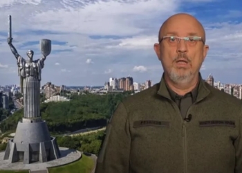 «Мы гарантируем жизнь, безопасность и справедливость всем, кто откажется воевать немедленно» – міністр оборони України звернувся до російських військовослужбовців (ВІДЕО)