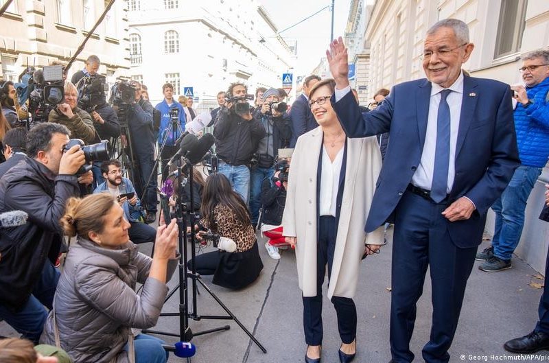 Чинний президент Австрії виграв вибори в один тур
