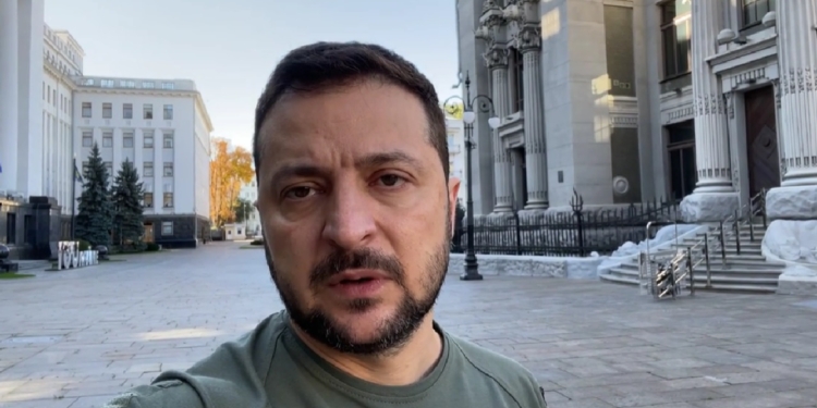 «У них дві мішені – енергооб’єкти і люди» – звернення Зеленського до українців (ВІДЕО)