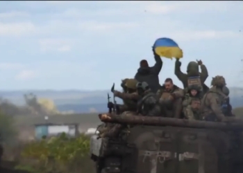 «Люди з великої літери. Наші захисники й захисниці». Привітання від Володимира Зеленського (ВІДЕО)