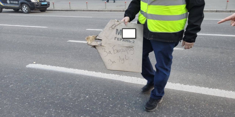 Вчимося мислити по воєнному. Чим може всім нам зашкодити публікація в соцмережах збитих дронів