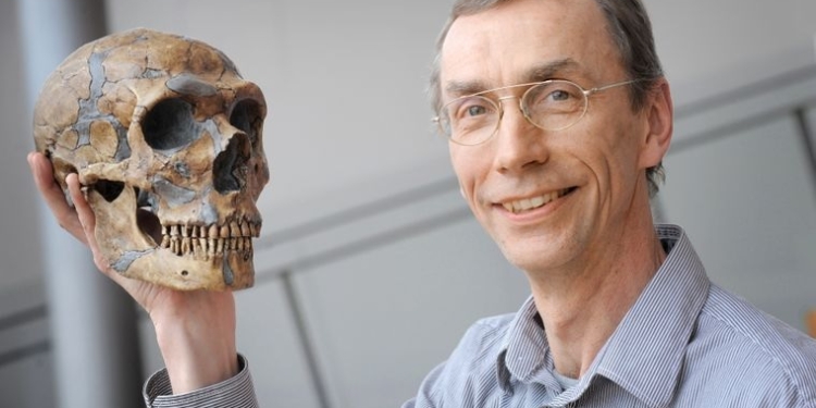 Нобелівську премію з медицини цього року отримав шведський біолог за вивчення еволюції людини