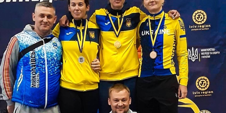 Велосипедистки з Миколаєва зібрали повний комплект нагород чемпіонату України