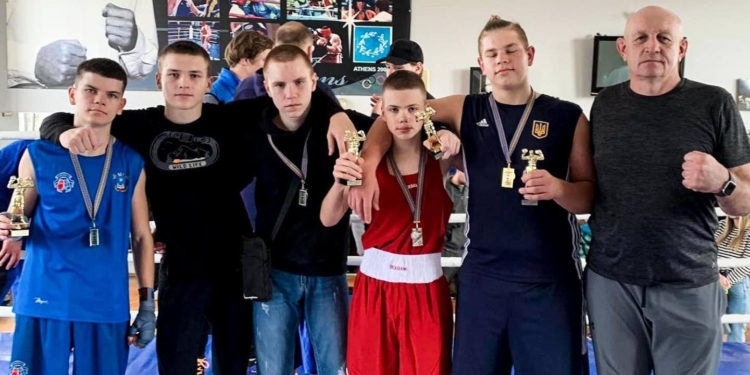 Юні боксери з Миколаєва привезли 11 нагород всеукраїнського турніру
