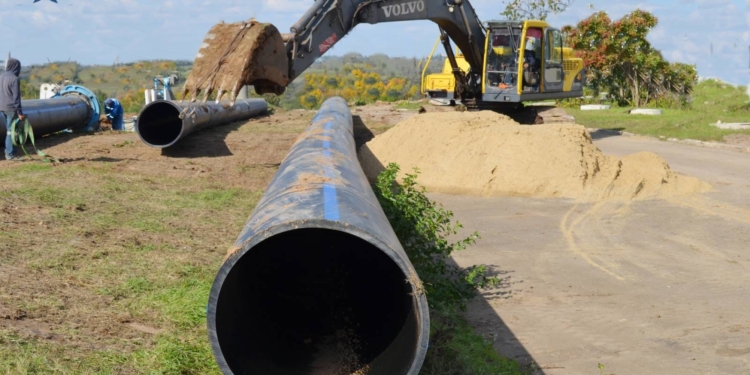 Ремонтні роботи на водопровідній мережі в Миколаєві ще продовжуються. Але «Миколаївводоканал» обіцяє впоратись до вечора (ФОТО, ВІДЕО)