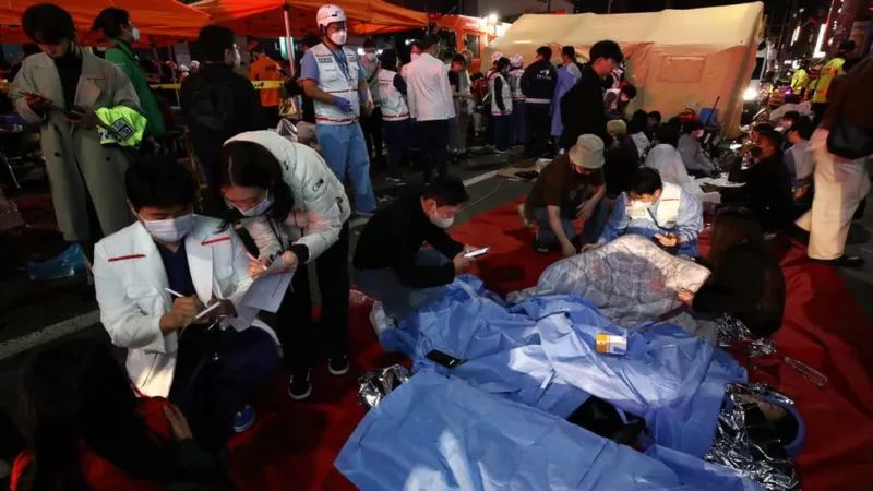 120 осіб загинули в Сеулі під час святкування Гелловіну (ВIДЕО) 4