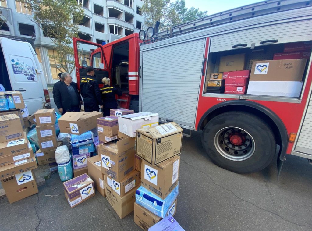Пожежний автомобіль для Коблево і ліки для медзакладів - Миколаївщина отримала допомогу зі Швеції (ФОТО) 25