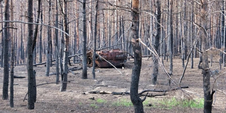 У окупантів за добу – мінус 320 осіб, по 1 літаку та гелікоптеру, а також 11 безпілотників. Повні втрати ворога