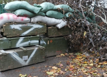 У окупантів за добу – мінус 350 осіб, 17 танків, один гелікоптер. Втрати ворога