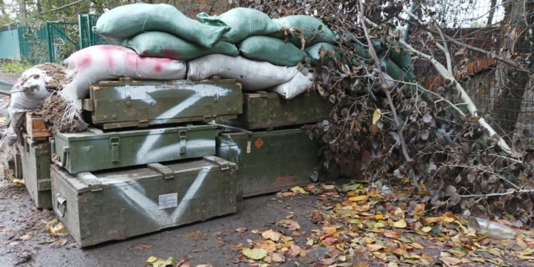 У окупантів за добу – мінус 350 осіб, 17 танків, один гелікоптер. Втрати ворога