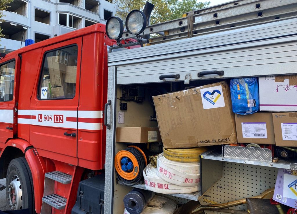Пожежний автомобіль для Коблево і ліки для медзакладів - Миколаївщина отримала допомогу зі Швеції (ФОТО) 5