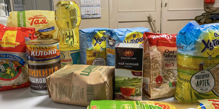 Миколаїв отримав 1000 продуктових наборів для родин з дітьми (ФОТО)