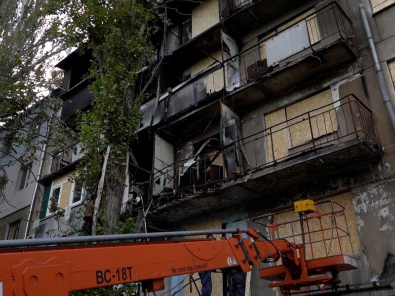 В Миколаєві російськими обстрілами пошкоджено більше 800 багатоповерхівок і більше 1 тисячі приватних будинків