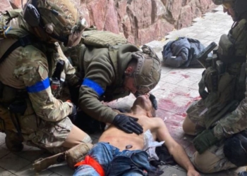 Поліція затримала підозрюваного в педофелії, який застрелив поліцейську. Він застосував зброю і був смертельно поранений (ФОТО)