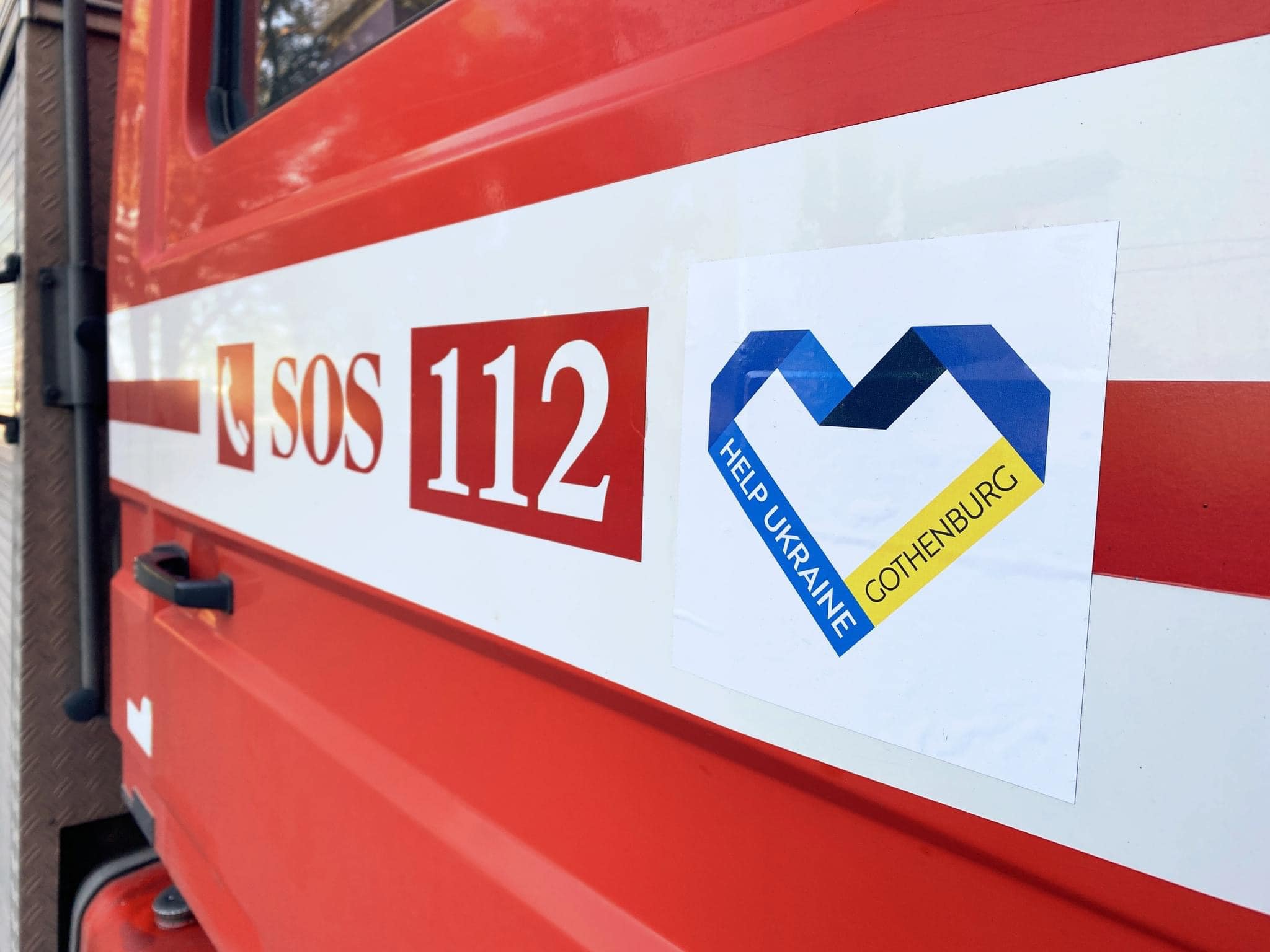 Пожежний автомобіль для Коблево і ліки для медзакладів – Миколаївщина отримала допомогу зі Швеції (ФОТО)