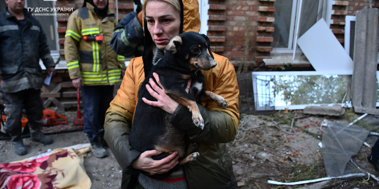 Як проходила пошуково-рятувальна операція на зруйнованому житловому будинку в центрі Миколаєва (ФОТО, ВІДЕО)