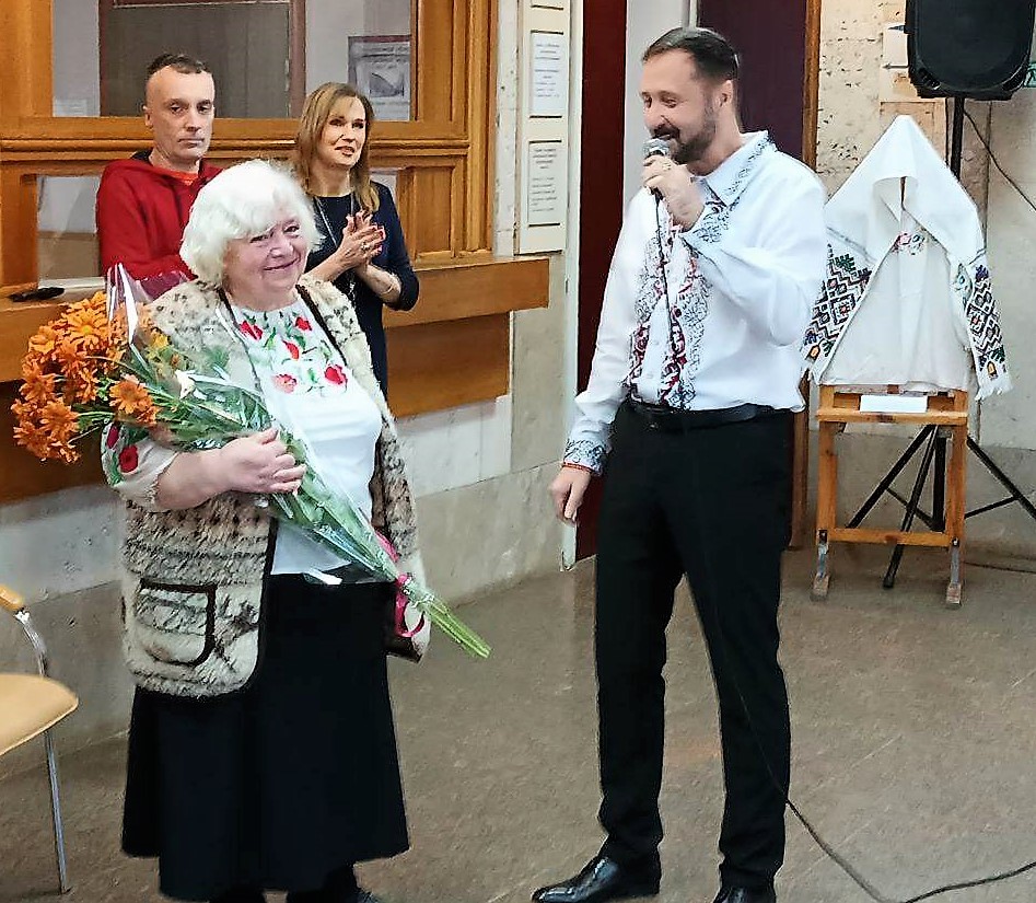 Потужні обереги: в Миколаєві відкрилася виставка рушників і вишиванок Валентини Димової (ФОТО) 7