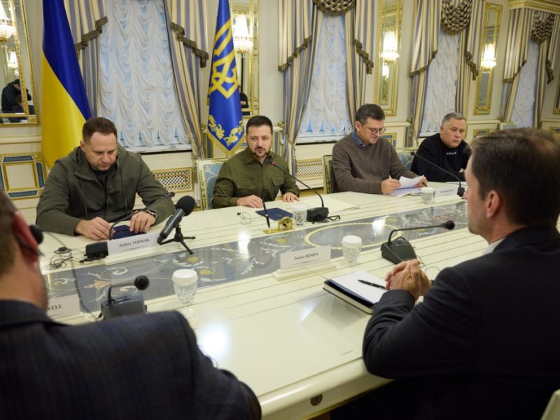 Зеленський зустрівся з конгресменами від республіканців та демократів, говорили про створення над Україною повітряного щита (ФОТО)