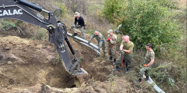 Затопило б все навкруги. На Харківщині розмінували дамбу – дістали вибухівку тротиловим еквівалентом у 650 кг (ВІДЕО)