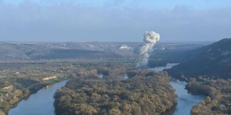 В Молдові впала збита українською ППО російська ракета (ФОТО)