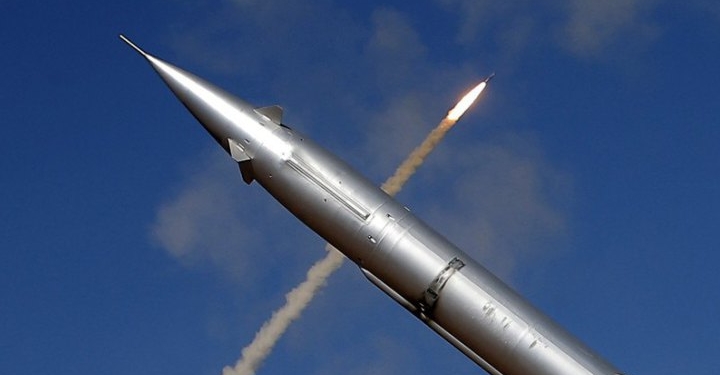 Росіяни атакують Миколаїв ракетами С-300