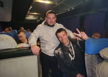 “Після місяця голодування ти забуваєш про сім’ю, про країну, про все. Єдине, про що ти думаєш, – це про їжу”, – звільнений морпіх Діанов про концтабір в Оленівці