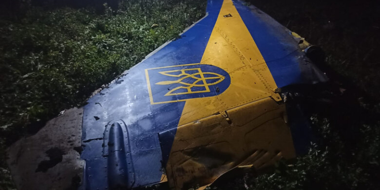 ДБР розслідує падіння нашого літака на Вінничині – ймовірно, на кабіну пілота впав уламок збитого дрона (ФОТО)