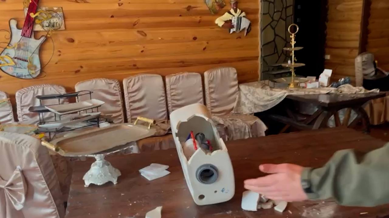 Ванни, холодильники, унітази, білизна. В Лимані знайшли сховок награбованого рашистами (ВІДЕО)