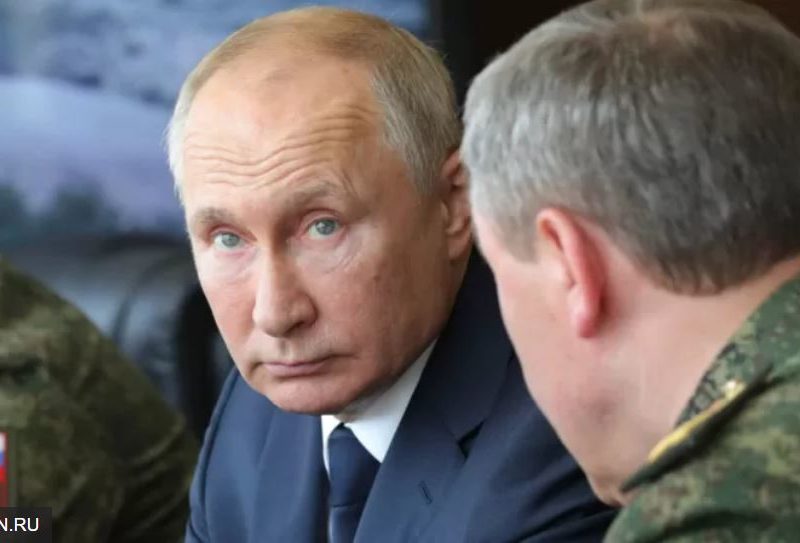 Путін дав Герасимову 3 місяці, а зараз наказав брати Соледар попри будь-які жертви