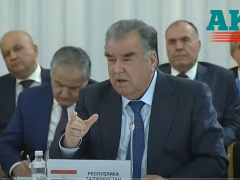 Президент Таджикістану висловив претенціх путіну: “Так, ми малі народи, але в нас є історія, культура, ми хочемо, щоб нас поважали” (ВІДЕО)