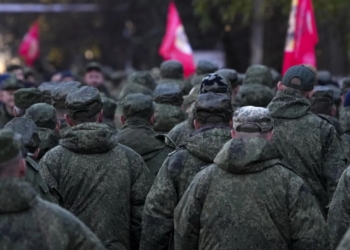 Тепер росія офіційно і легально вербує зеків на війну у “червоних” колоніях