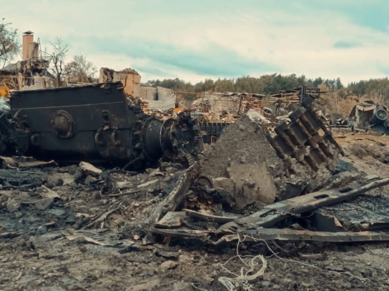 Втрати рашистів у війні проти України – ще 700 за добу