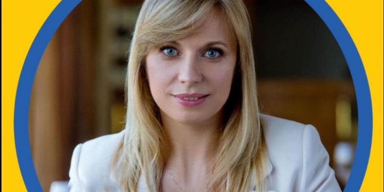 Нардепка “Слуги народу” йде з партії – каже, через корупцію і заборону військовим і тероборонівцям бути її членами (ФОТО, ВІДЕО)