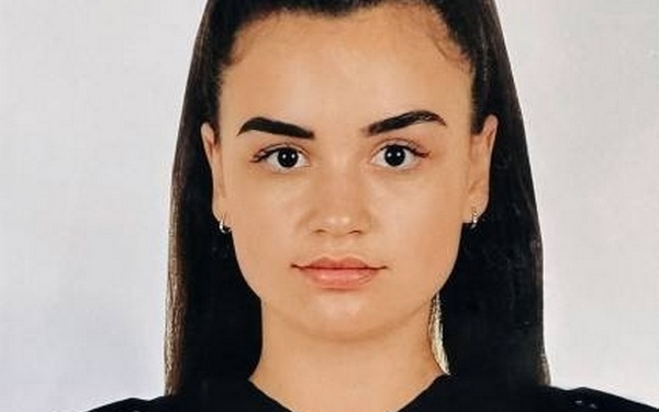 У Чернівцях поліцейські приїхали на виклик про розбещення дітей, і по ним відкрили стрільбу. 22-річна патрульна загинула