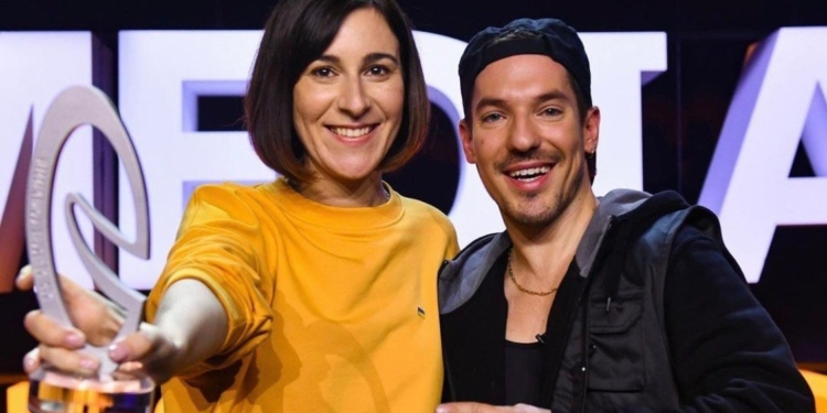 «Німці почули наш біль через гумор»: Ольга Стеценко з Миколаєва отримала найвищу нагороду для коміка в Німеччині (ФОТО, ВІДЕО)