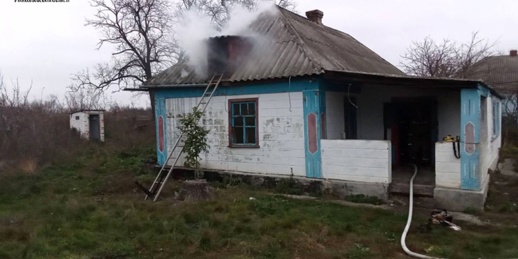 На Миколаївщині за добу гасили пожежі в житловому будинку, господарчій споруді і автомобілі (ФОТО)