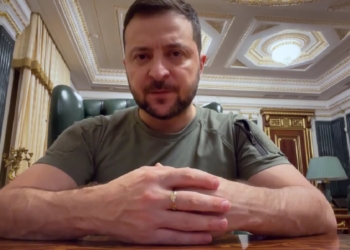 Ситуація складна по всьому фронту: Зеленський говорить про Донеччину і Херсонщину і дякує всім нашим захисникам, які тримають позиції (ВІДЕО)