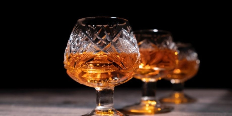 В Україну більше не ввозитимуть коньяк, який не відповідає технічним умовам найменування