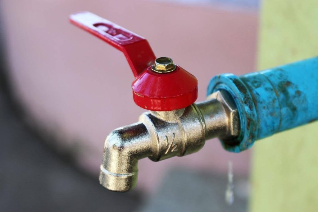 Начальник Миколаївської ОВА назвав суму, необхідну на заміну водопровідних труб в Миколаєві, пошкоджених солоною водою 1