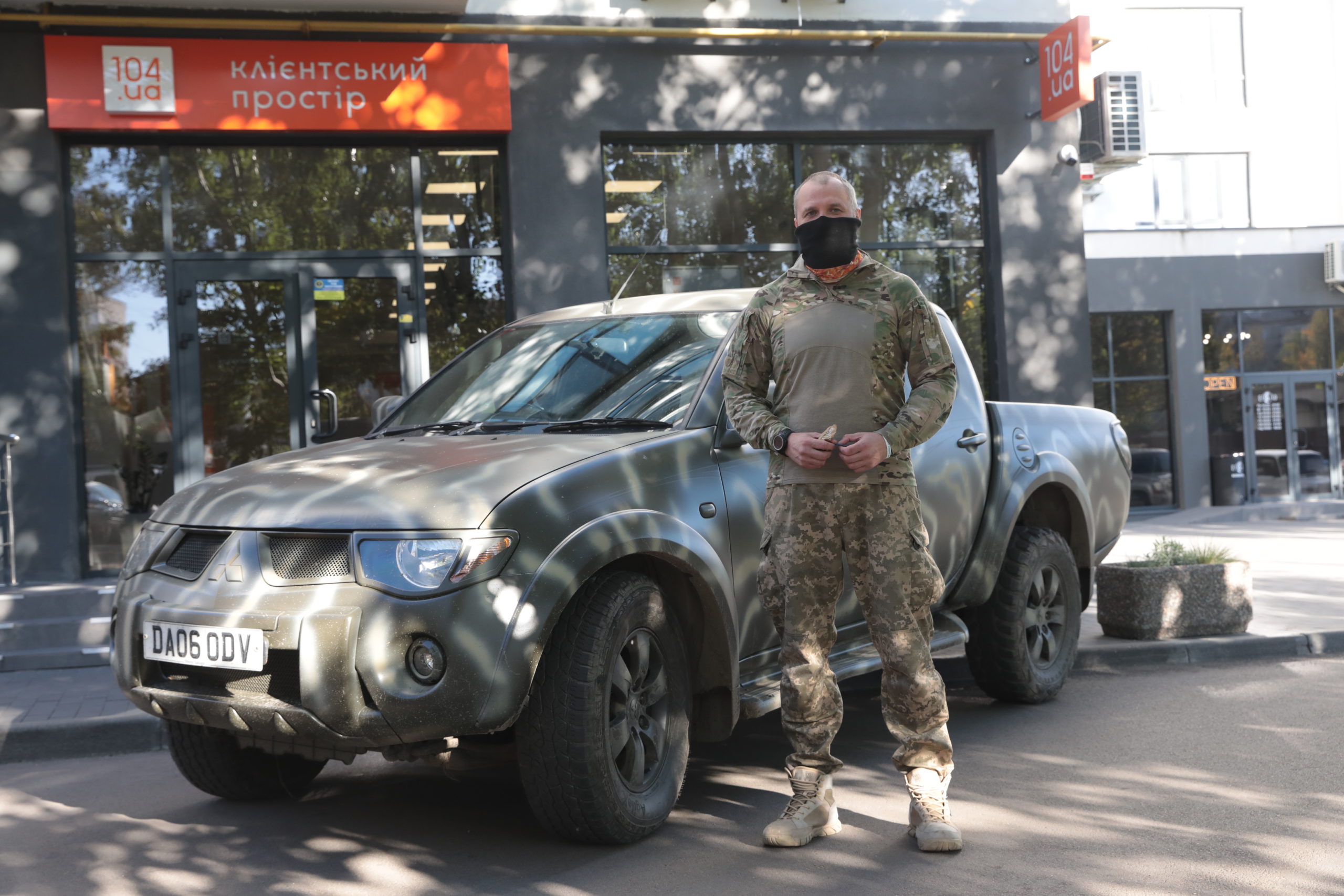 Перша автівка, кошти на яку зібрано завдяки, в тому числі, і споживачам газу Миколаївщині, відправилась на передову