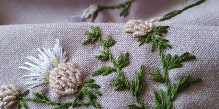 У Польщі вишили рідкісні рослини Миколаївщини, яким загрожує знищення через російську агресію (ФОТО)