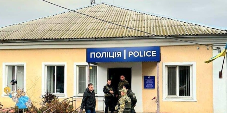 В звільненій від росіян Снігурівці на Миколаївщині поліція вже зареєструвала 175 правопорушень, вчинених окупантами (ФОТО)