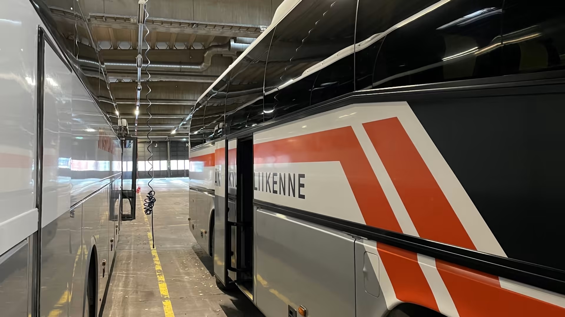 Фінський концерн подарує Україні близько 20 автобусів