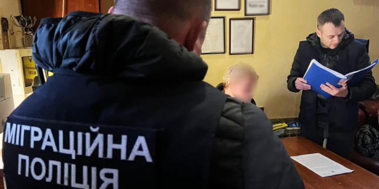 Оце так стабільність: у Миколаєві поліцейські вчетверте «накрили» бордель, який працював в сауні (ФОТО)